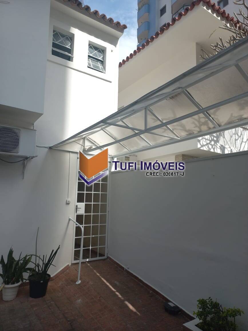 Sobrado à venda com 3 quartos, 160m² - Foto 1