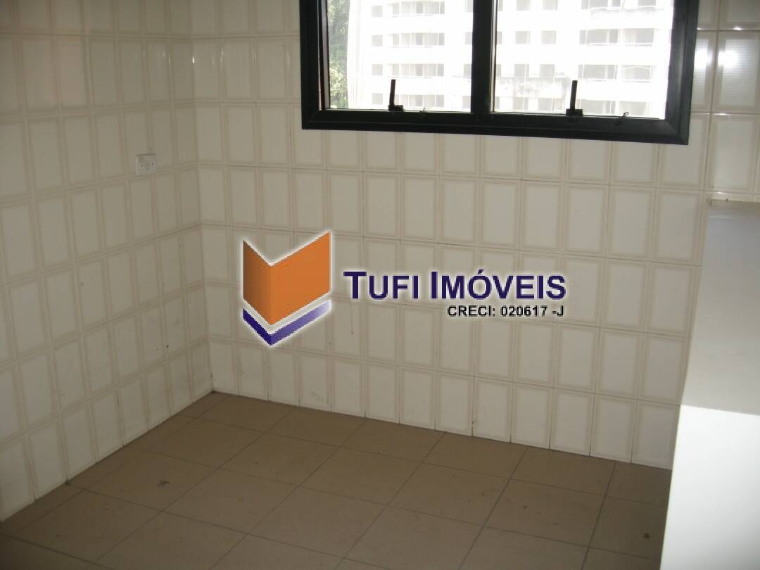 Apartamento à venda com 4 quartos, 238m² - Foto 9