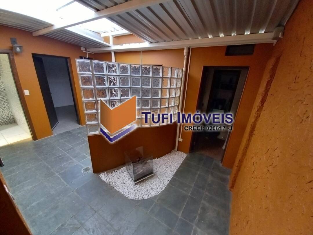 Sobrado para alugar com 5 quartos, 140m² - Foto 8