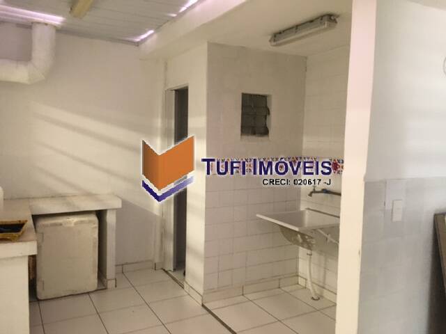 Casa para alugar com 3 quartos, 120m² - Foto 18