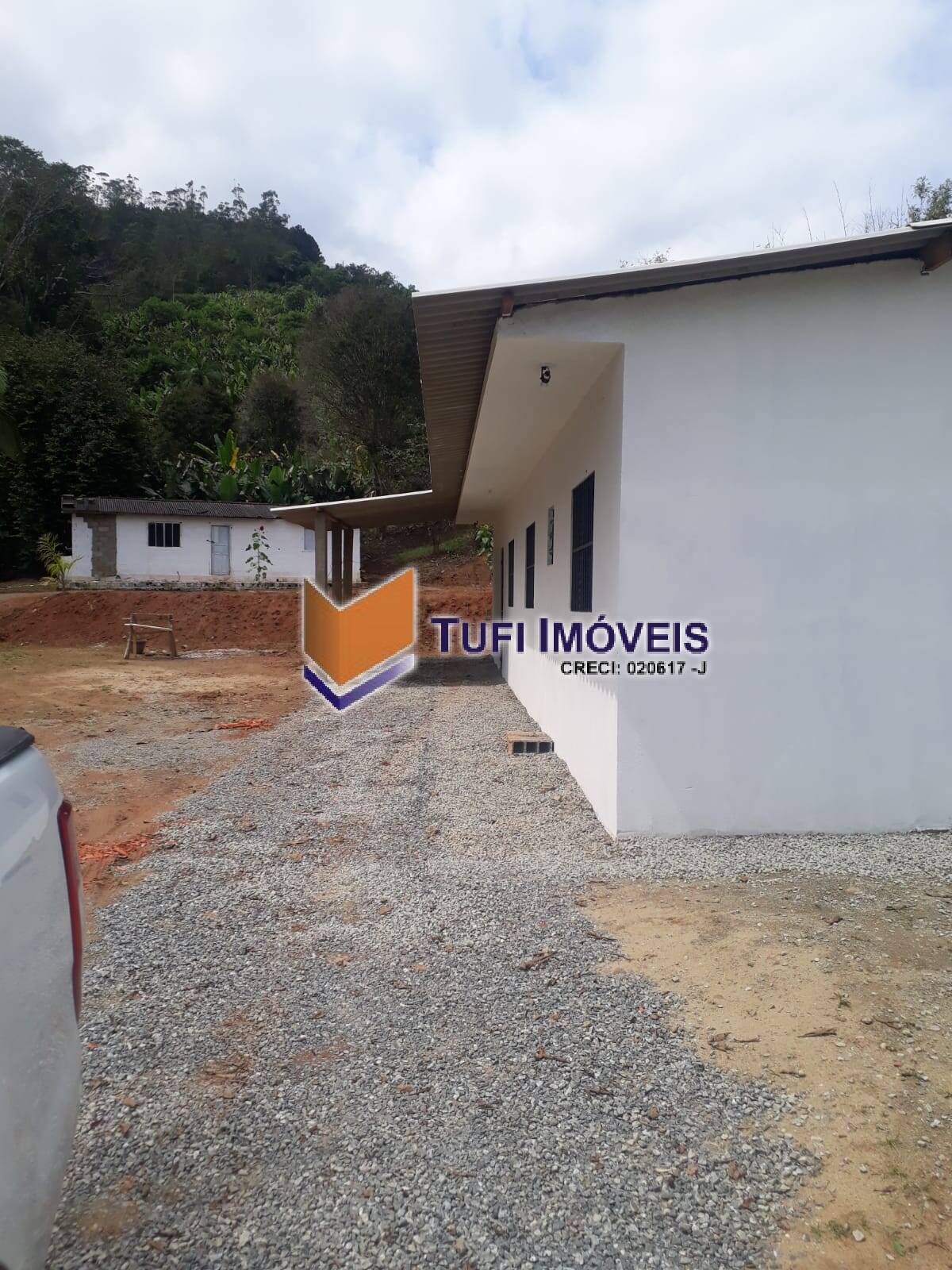 Fazenda à venda com 2 quartos, 120m² - Foto 1