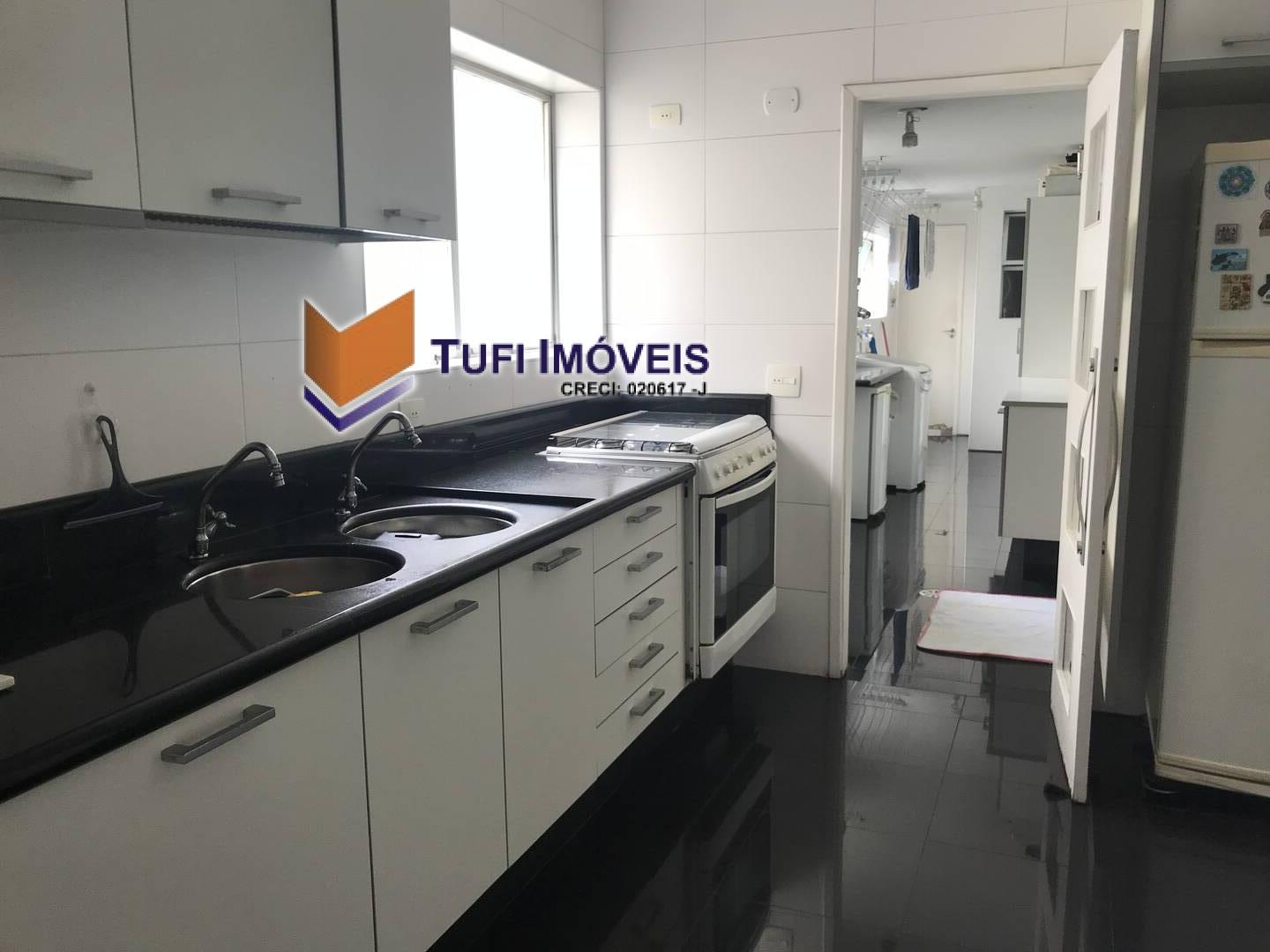 Apartamento à venda com 3 quartos, 220m² - Foto 11