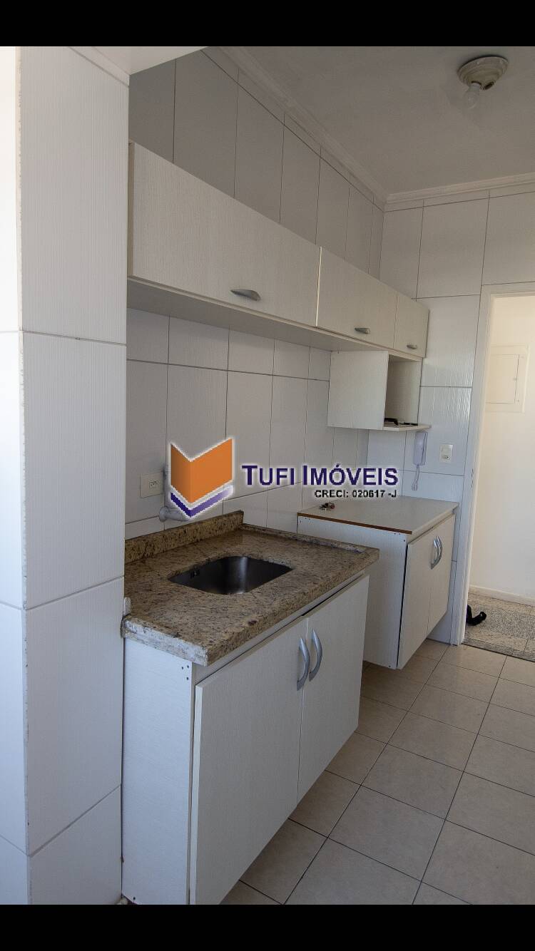 Apartamento à venda com 3 quartos, 107m² - Foto 4