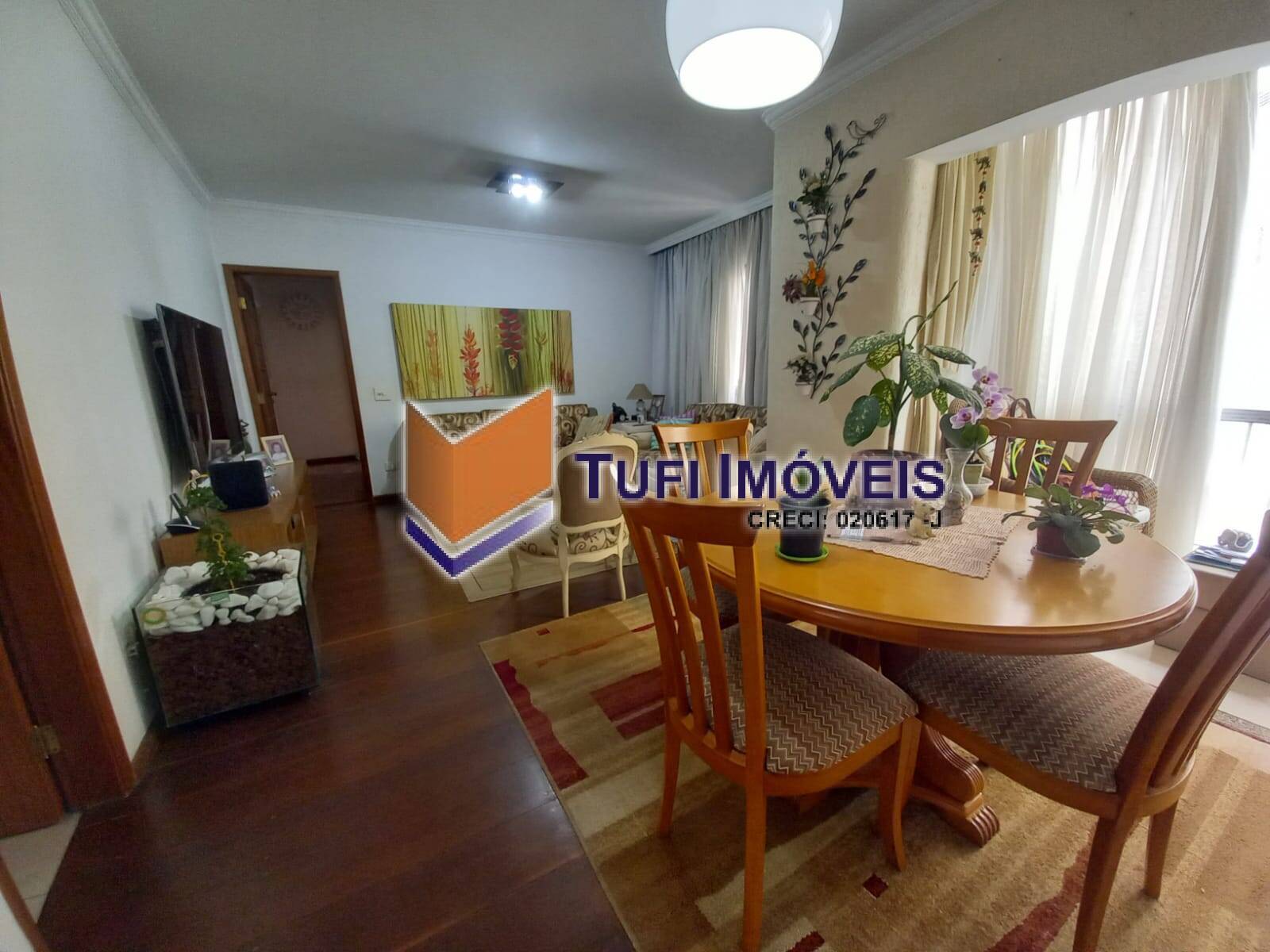 Apartamento à venda com 3 quartos, 102m² - Foto 1