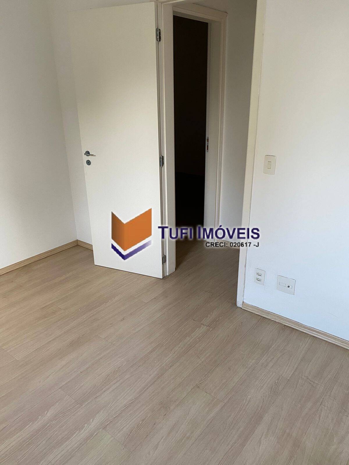 Apartamento à venda com 2 quartos, 52m² - Foto 2