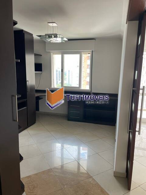 Apartamento à venda com 3 quartos, 107m² - Foto 10