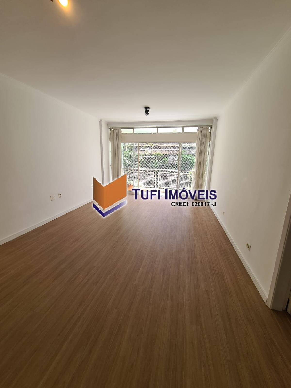 Apartamento à venda com 3 quartos, 127m² - Foto 3