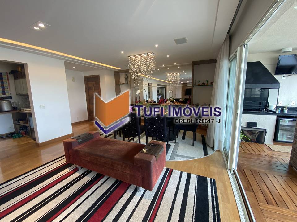 Apartamento à venda com 3 quartos, 167m² - Foto 1