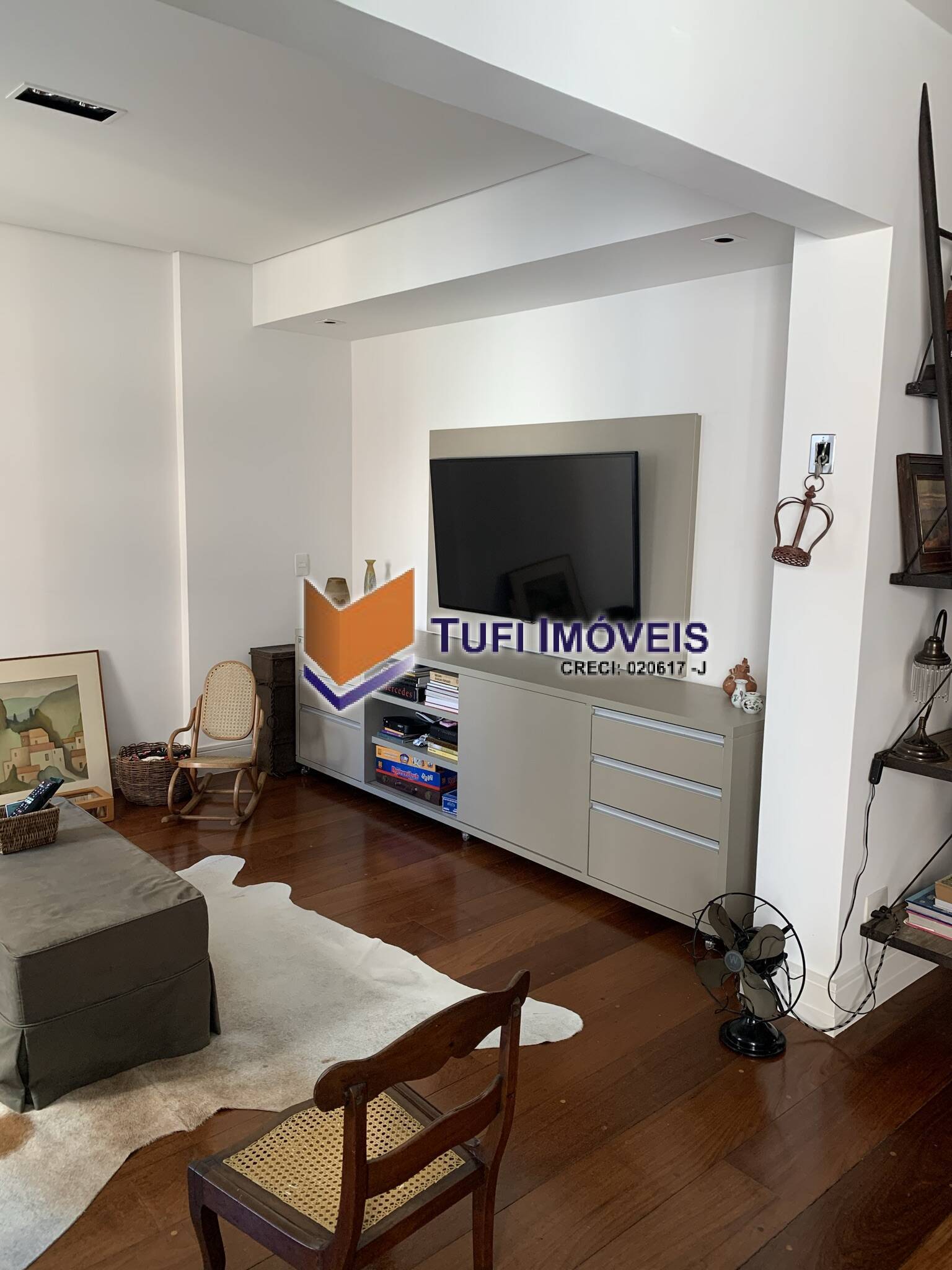 Apartamento à venda com 4 quartos, 160m² - Foto 2