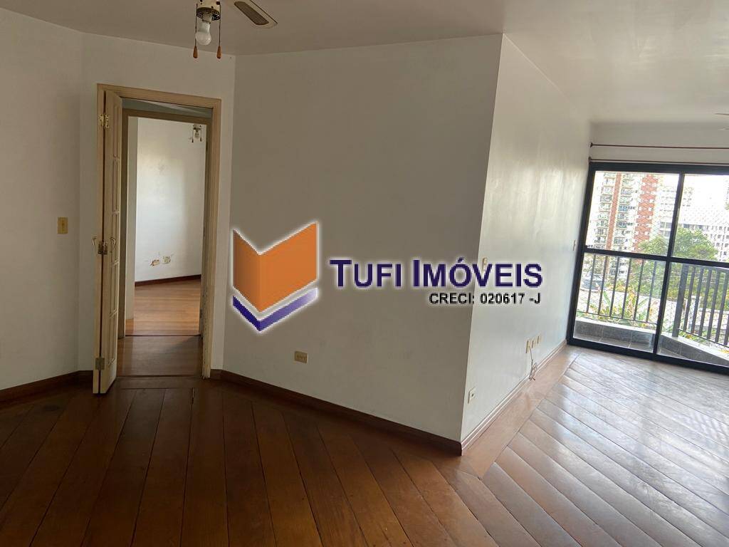 Apartamento à venda com 3 quartos, 105m² - Foto 2