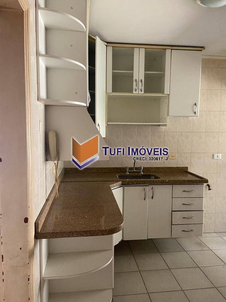 Apartamento à venda com 3 quartos, 105m² - Foto 8