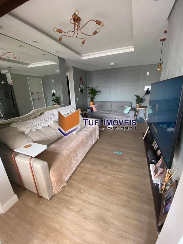 Apartamento à venda com 2 quartos, 67m² - Foto 4