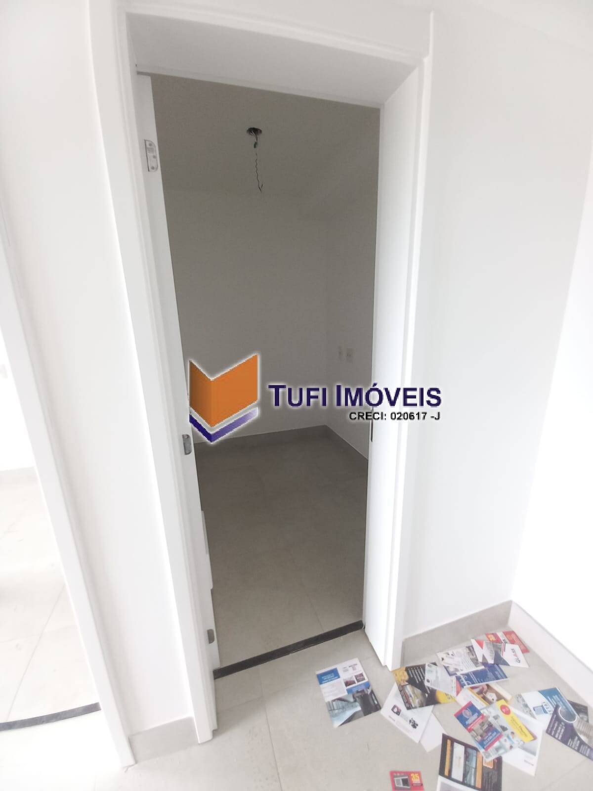 Apartamento à venda com 3 quartos, 115m² - Foto 8