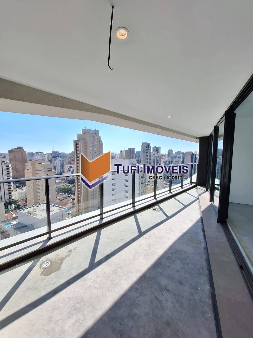 Apartamento à venda com 3 quartos, 154m² - Foto 9