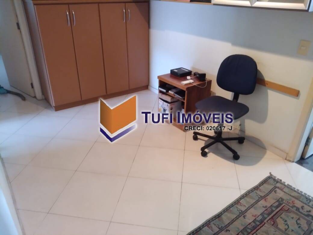 Apartamento à venda com 3 quartos, 159m² - Foto 15