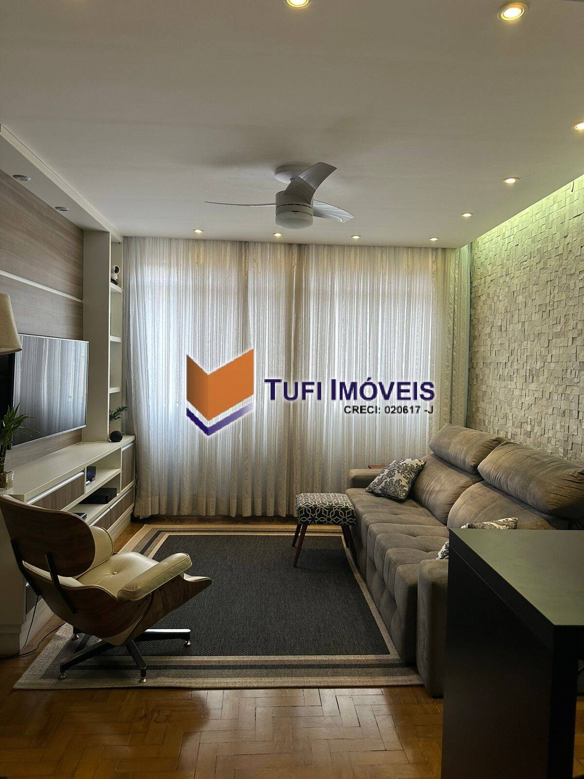 Apartamento à venda com 2 quartos, 70m² - Foto 4