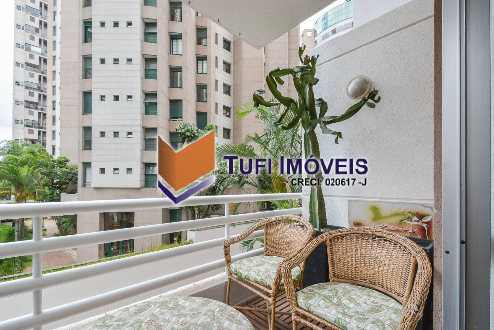 Apartamento à venda com 2 quartos, 70m² - Foto 10