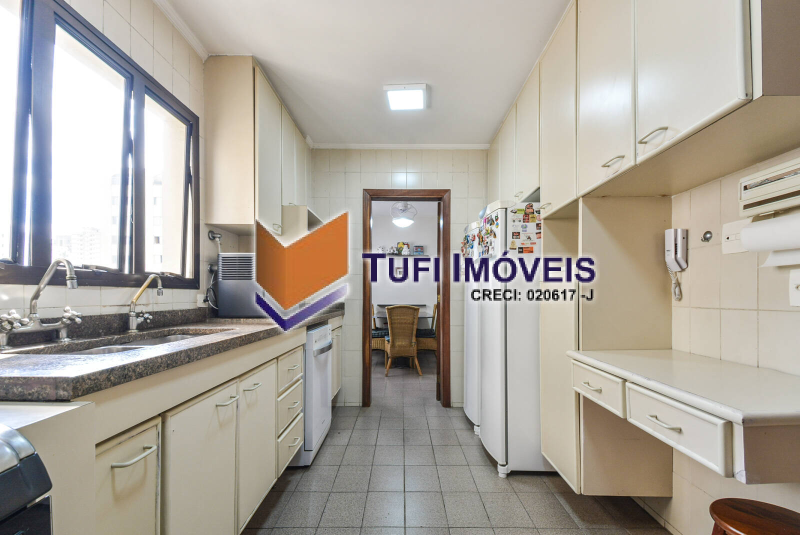 Apartamento à venda com 3 quartos, 193m² - Foto 29