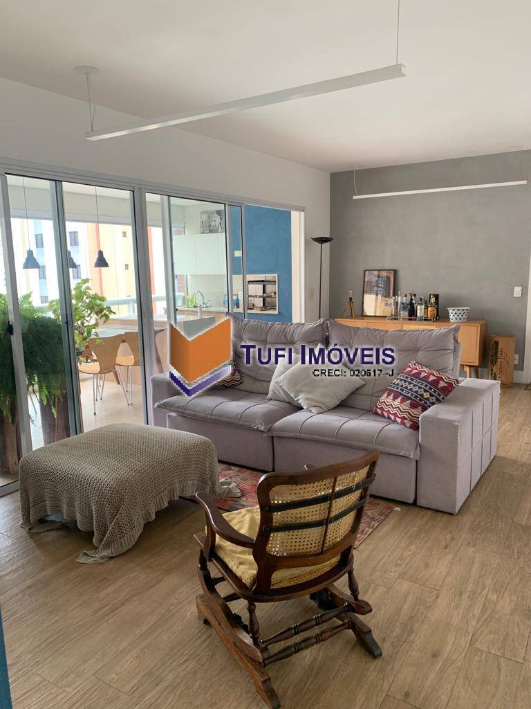 Apartamento à venda com 3 quartos, 140m² - Foto 2