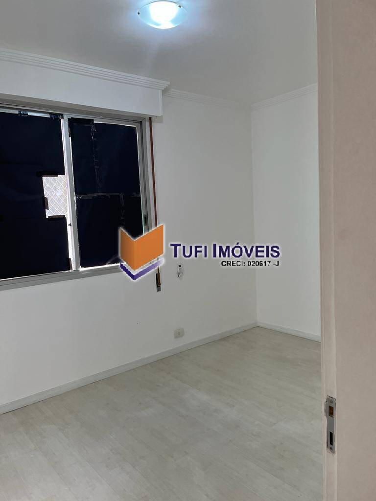 Apartamento à venda com 3 quartos, 96m² - Foto 8