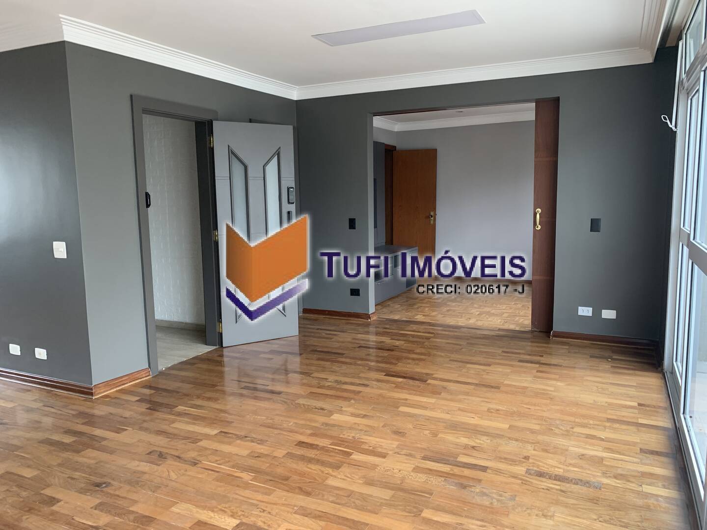 Apartamento à venda com 3 quartos, 186m² - Foto 8