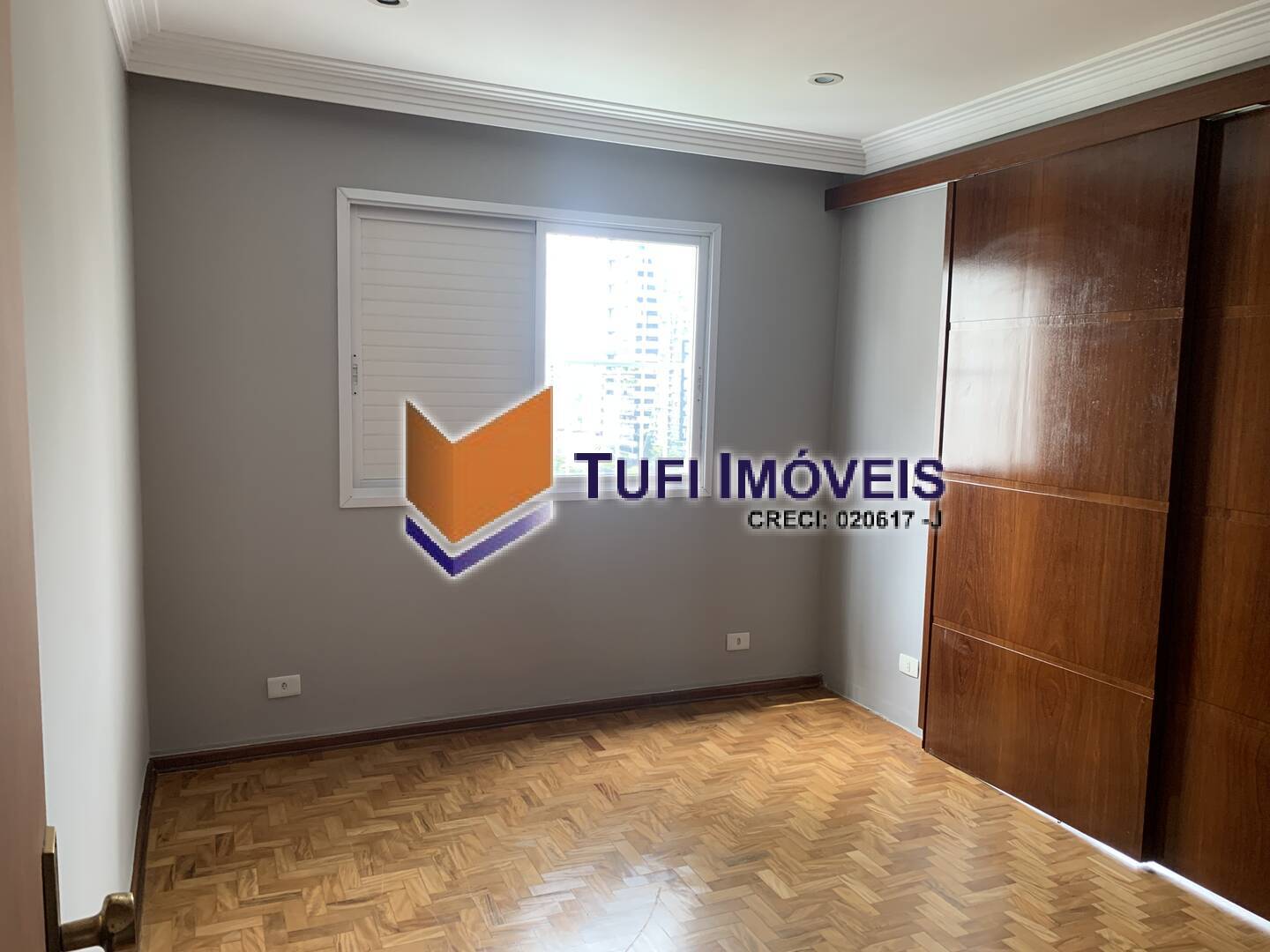 Apartamento à venda com 3 quartos, 186m² - Foto 11