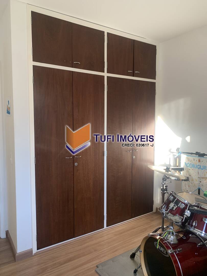 Apartamento à venda com 3 quartos, 95m² - Foto 18