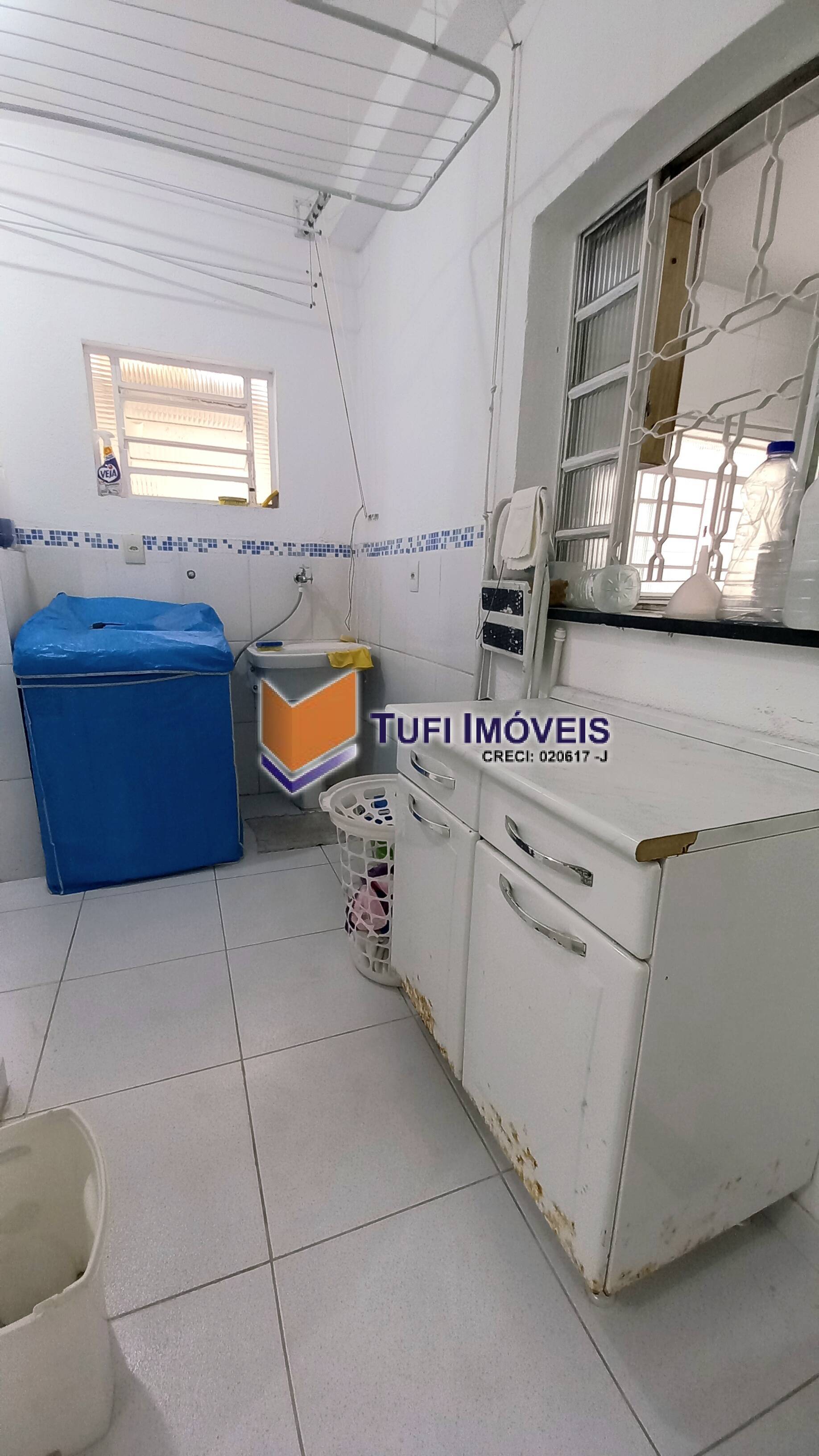 Casa para alugar com 4 quartos, 180m² - Foto 18