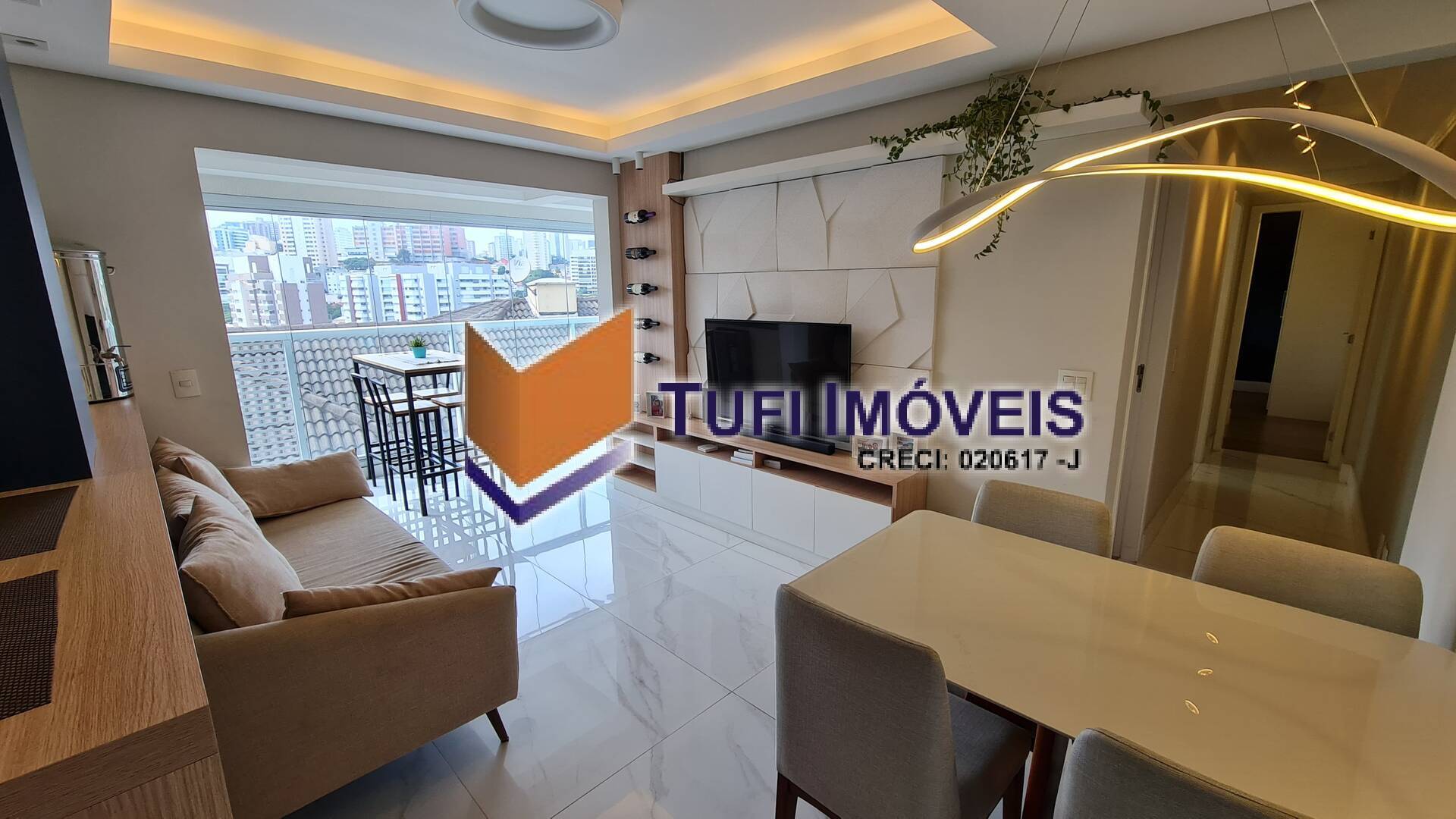 Apartamento à venda com 2 quartos, 69m² - Foto 1