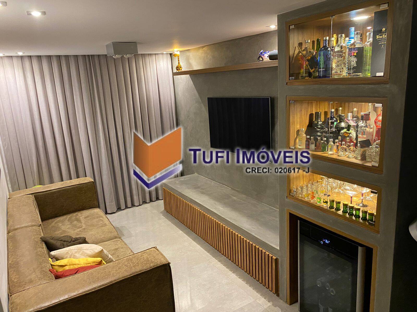 Apartamento à venda com 2 quartos, 67m² - Foto 1