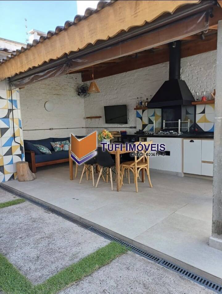 Sobrado à venda com 3 quartos, 266m² - Foto 1