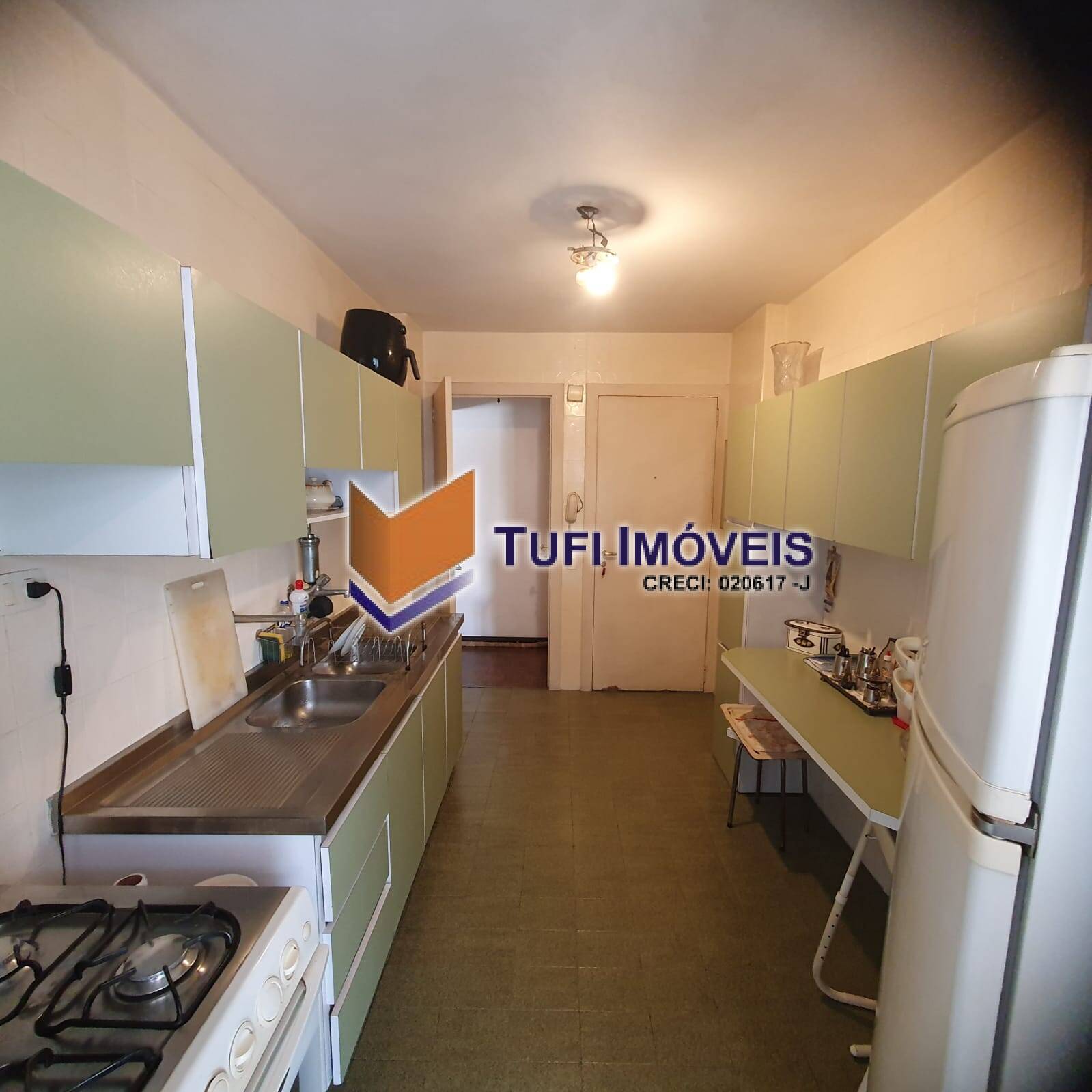 Apartamento à venda com 2 quartos, 137m² - Foto 11