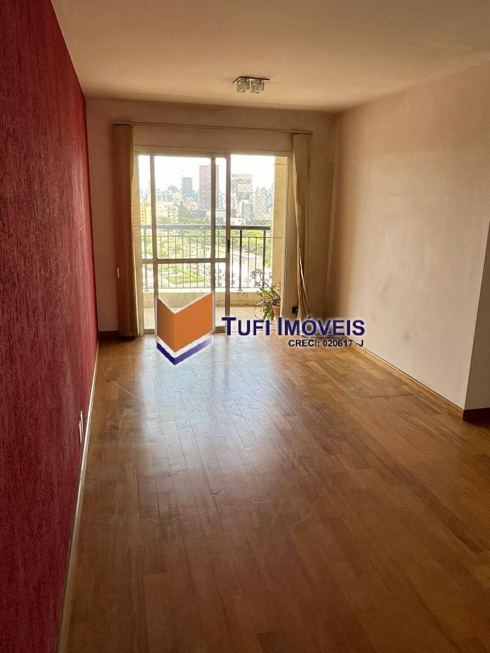 Apartamento à venda com 2 quartos, 70m² - Foto 1