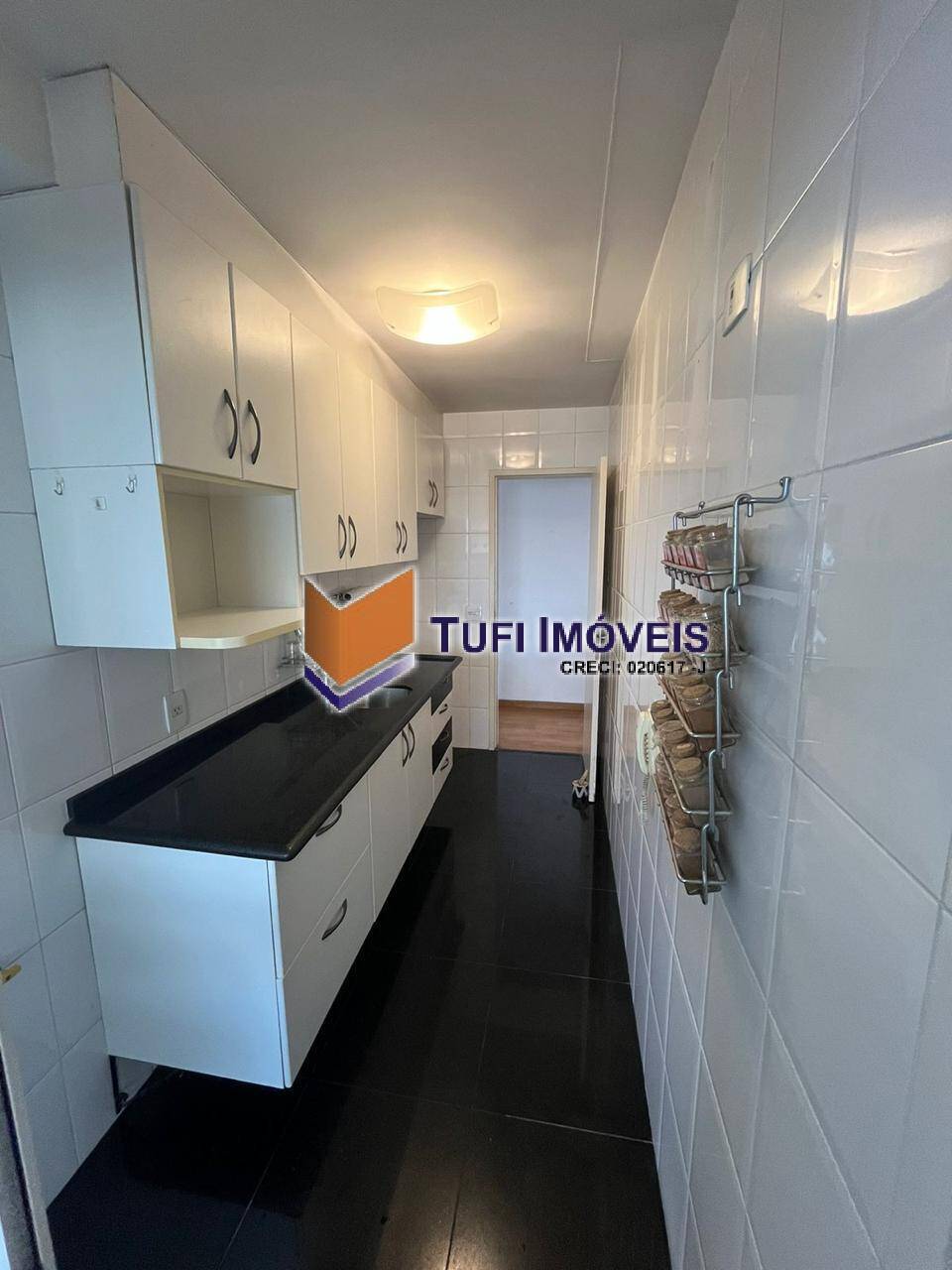 Apartamento à venda com 2 quartos, 70m² - Foto 7