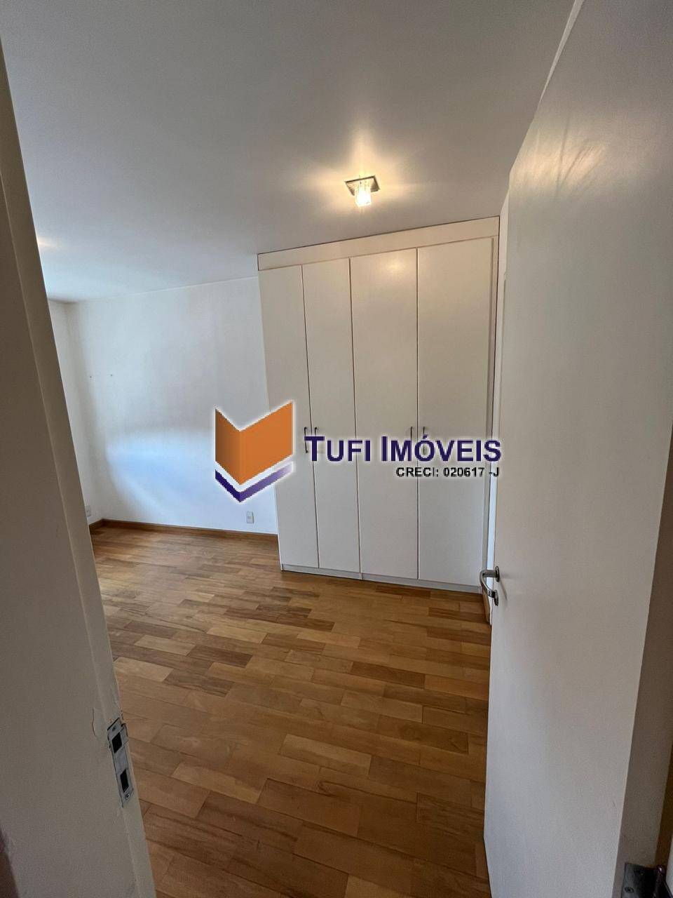 Apartamento à venda com 2 quartos, 70m² - Foto 13