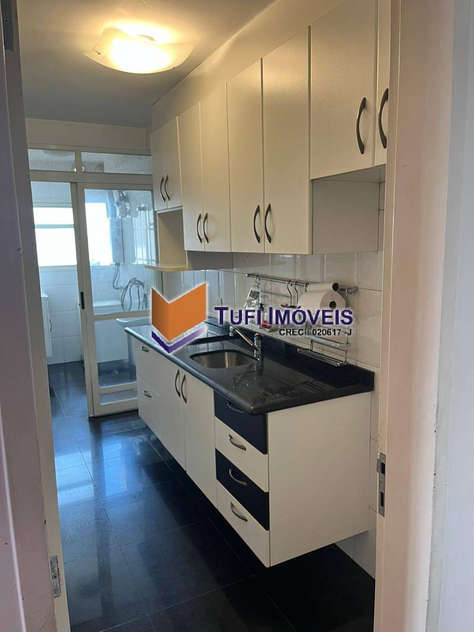 Apartamento à venda com 2 quartos, 70m² - Foto 9