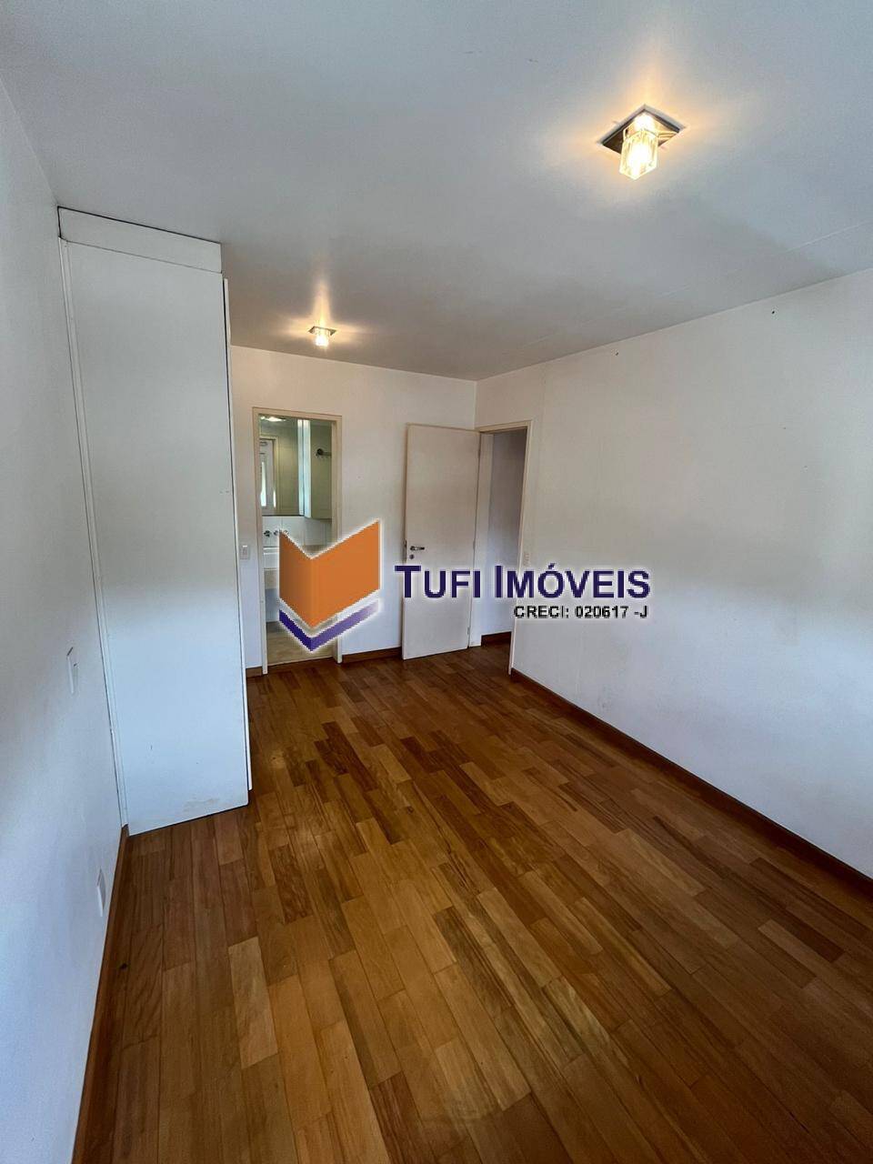 Apartamento à venda com 2 quartos, 70m² - Foto 14