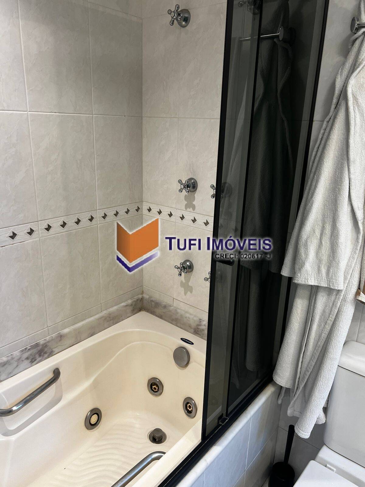 Apartamento à venda com 3 quartos, 170m² - Foto 22