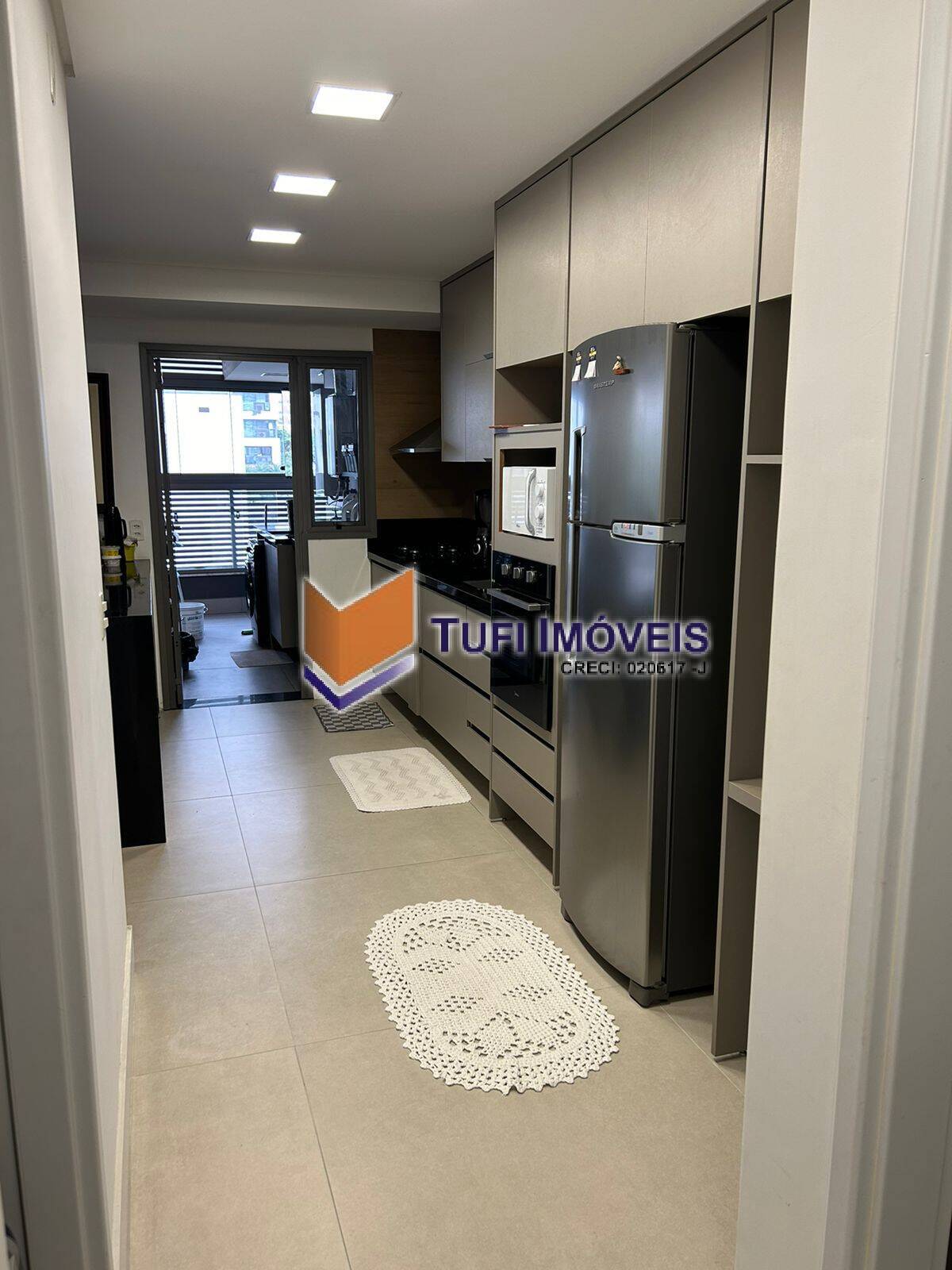 Apartamento à venda com 3 quartos, 131m² - Foto 12