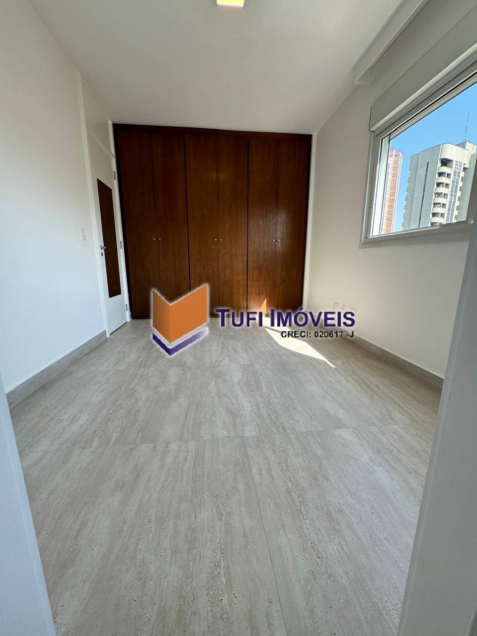 Apartamento para alugar com 2 quartos, 117m² - Foto 13