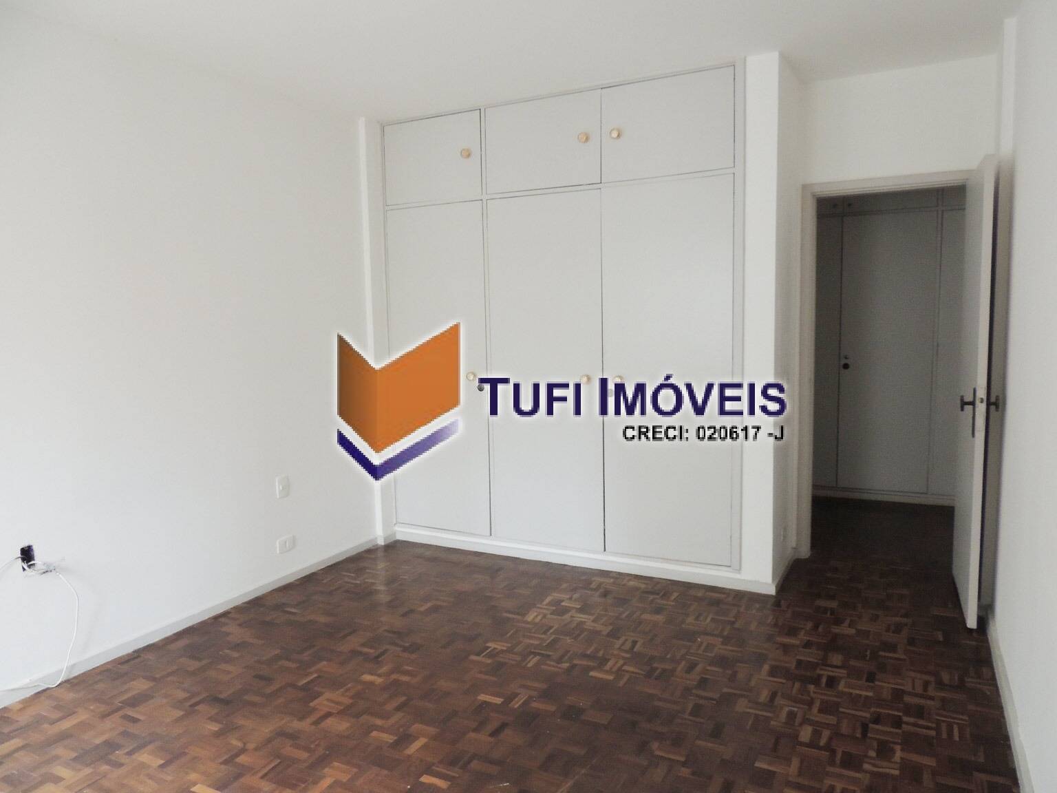 Apartamento à venda com 3 quartos, 186m² - Foto 9