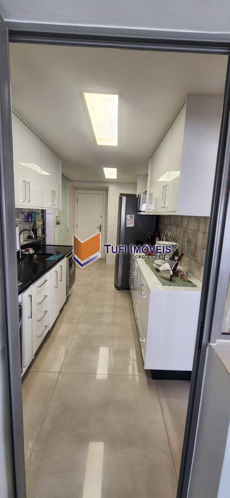 Apartamento à venda com 3 quartos, 174m² - Foto 21