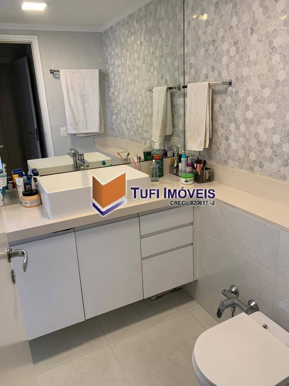 Apartamento à venda com 3 quartos, 167m² - Foto 19