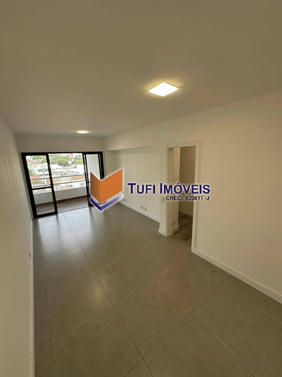 Apartamento à venda com 3 quartos, 78m² - Foto 1