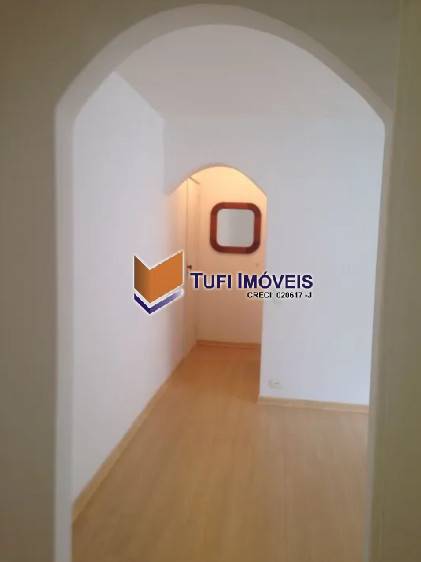 Apartamento à venda com 1 quarto, 41m² - Foto 2