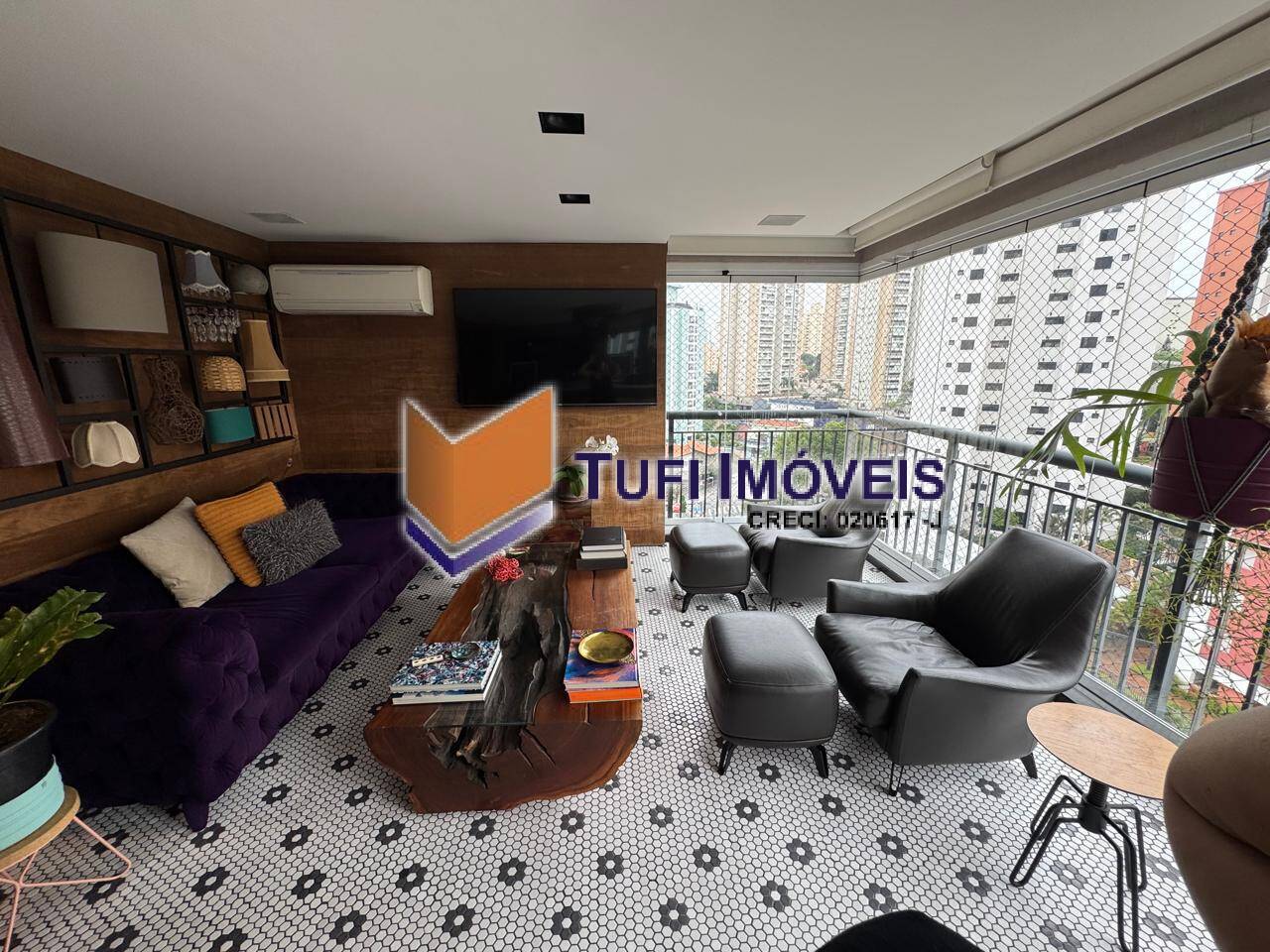 Apartamento à venda com 3 quartos, 153m² - Foto 2