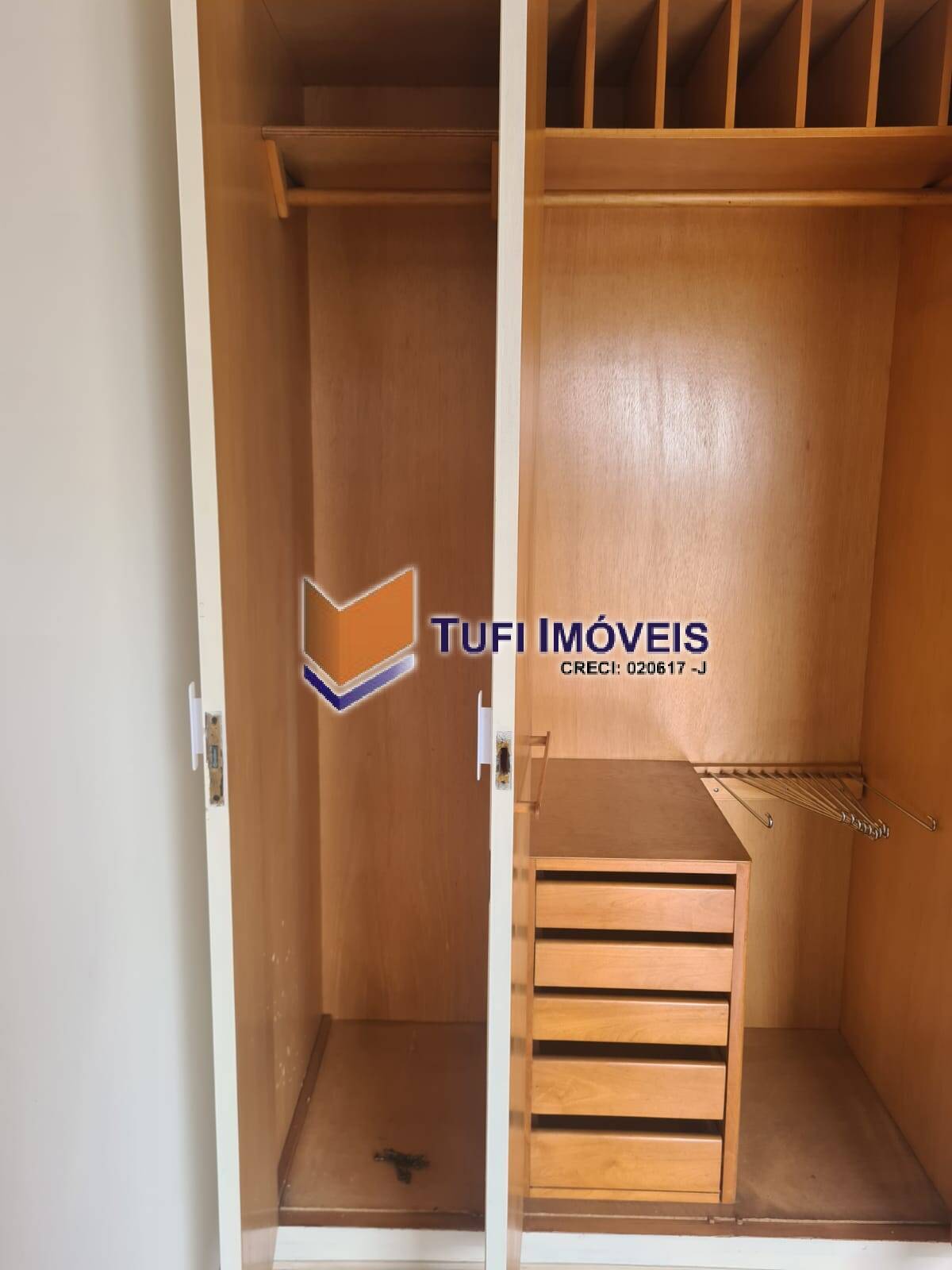 Apartamento para alugar com 1 quarto, 55m² - Foto 15