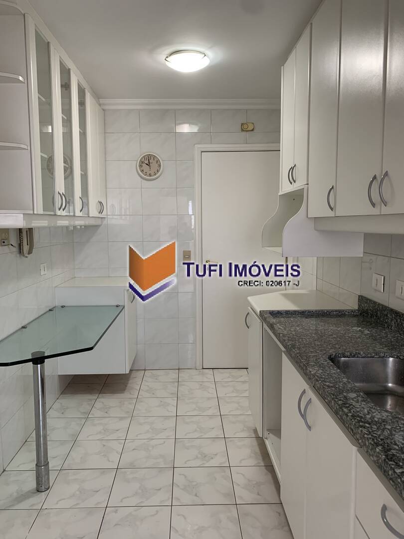 Apartamento para alugar com 3 quartos, 90m² - Foto 13