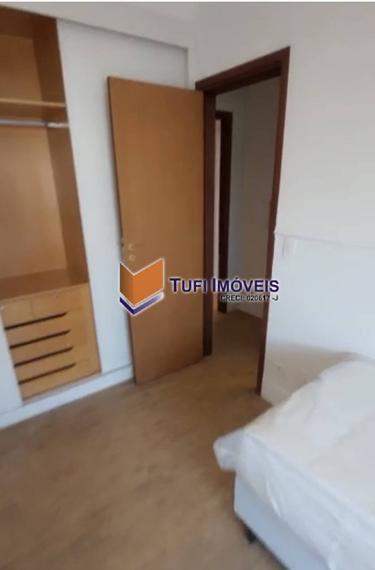 Apartamento para alugar com 2 quartos, 200m² - Foto 19