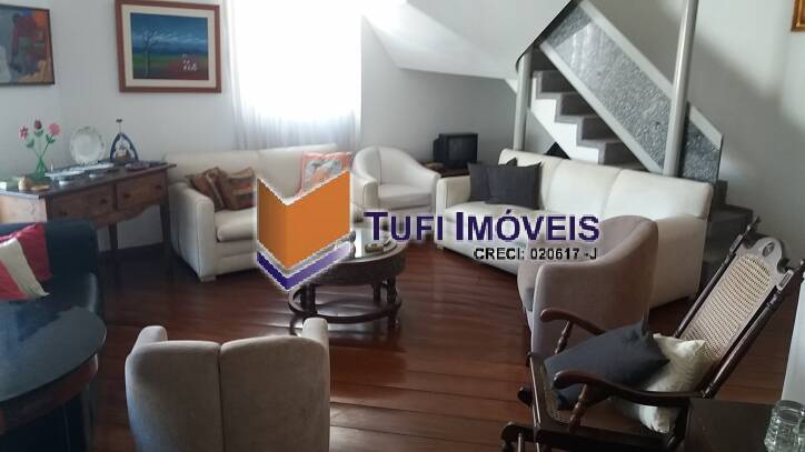 Apartamento para alugar com 4 quartos, 600m² - Foto 1